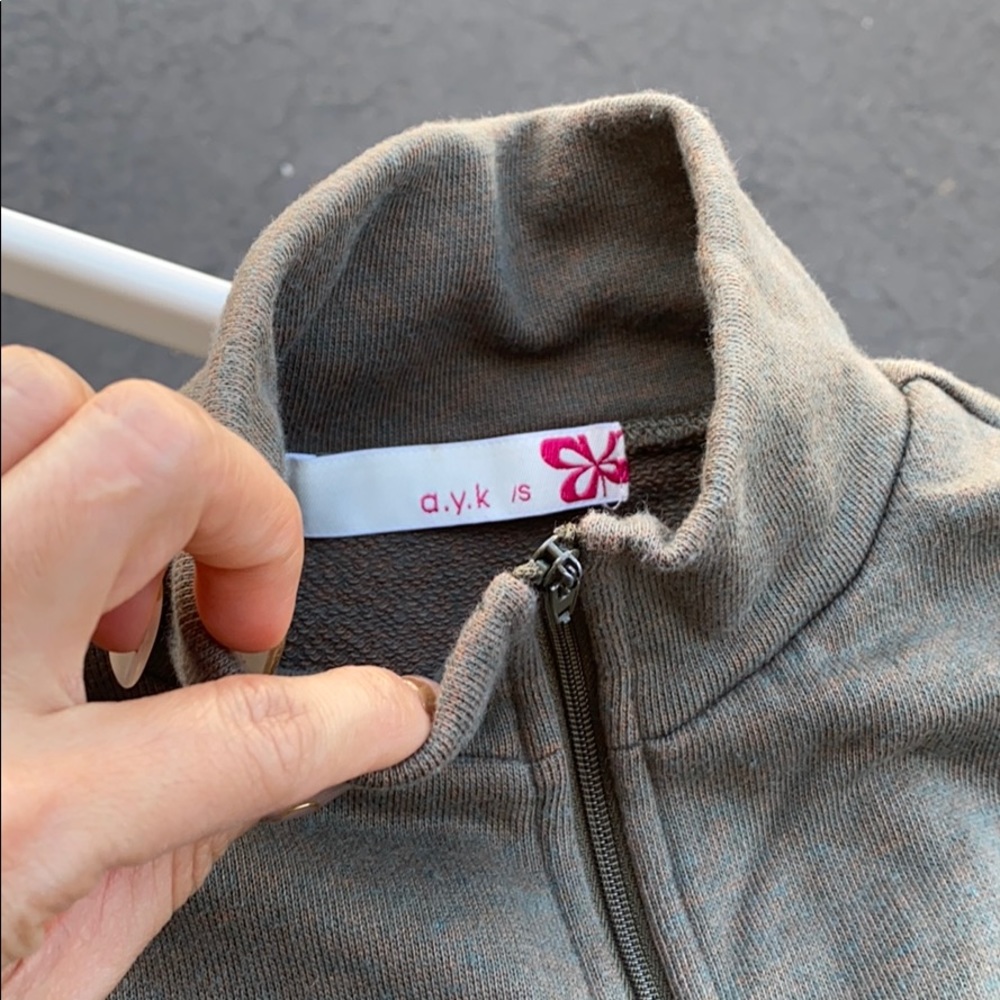 Sweater jacket - Picture 2 of 8